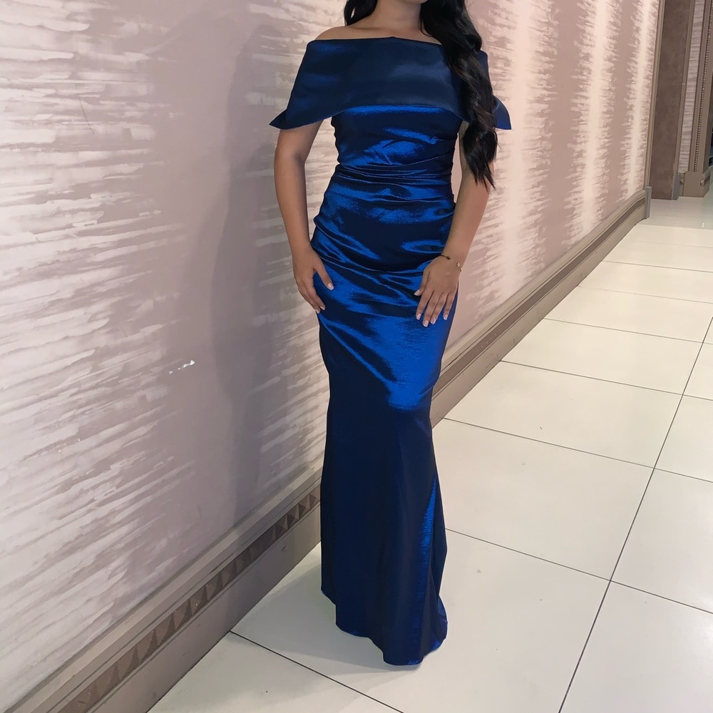 Vince Camuto Dress Size 4